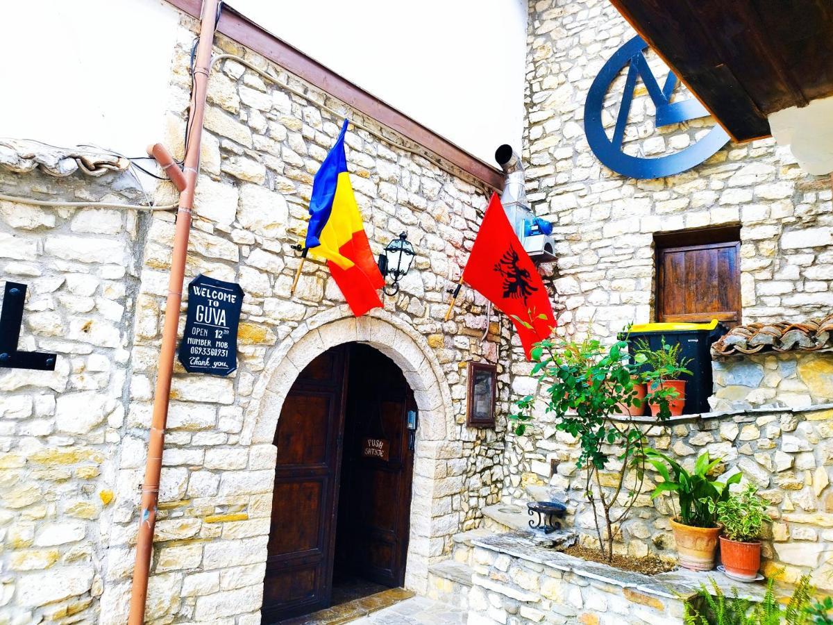 Guva Mangalem Hotel Restaurant Berat Extérieur photo